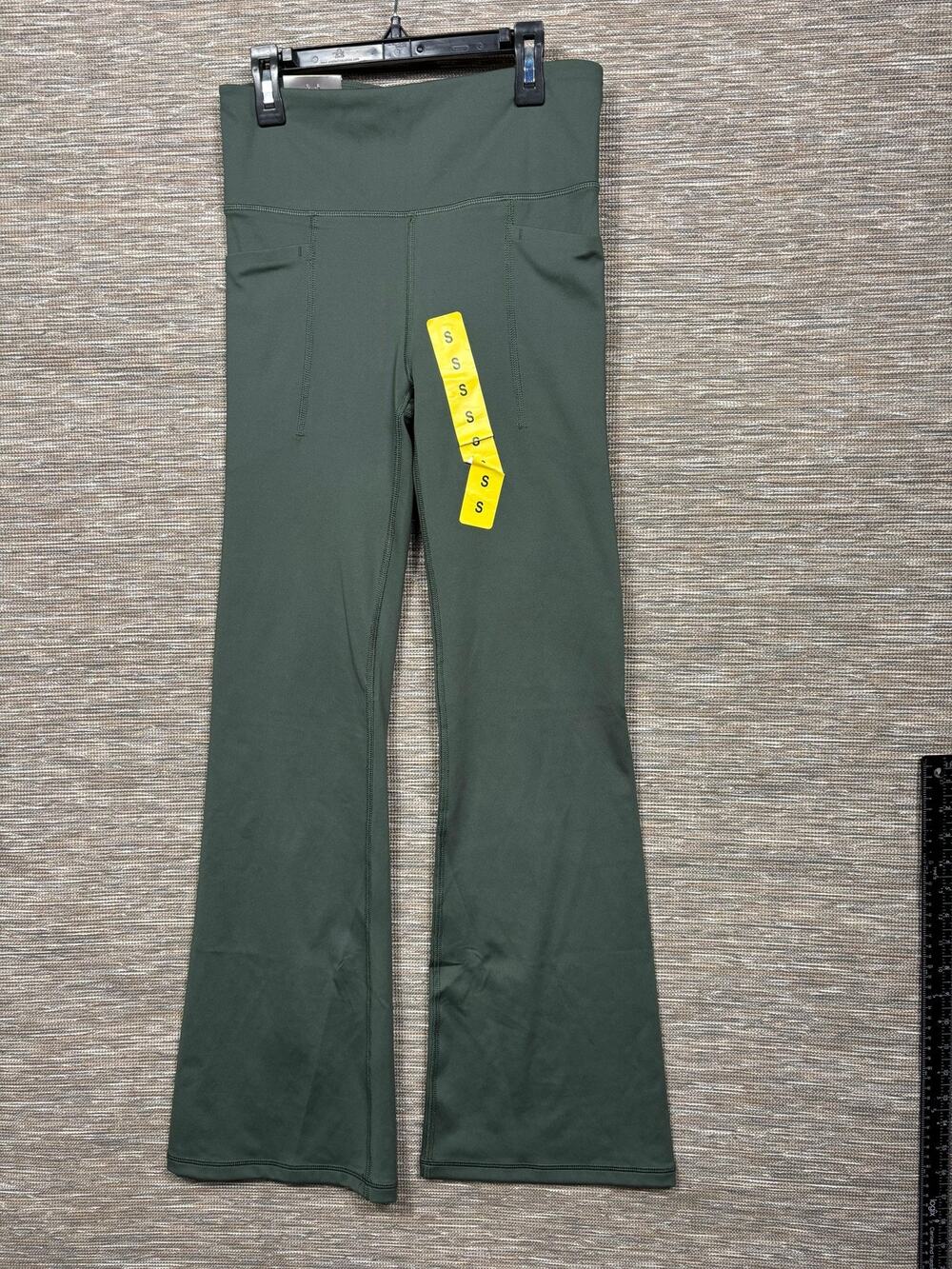 GapFit Leggings Womens Small Green Flare High Rise Pocket 31" Inseam Yoga Gym